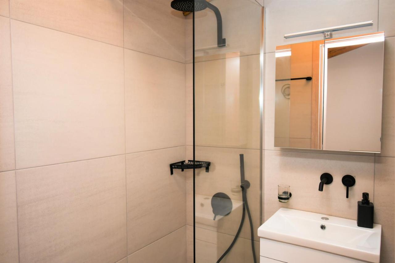 Comfy And Stylish Apt2 Ioannina Extérieur photo