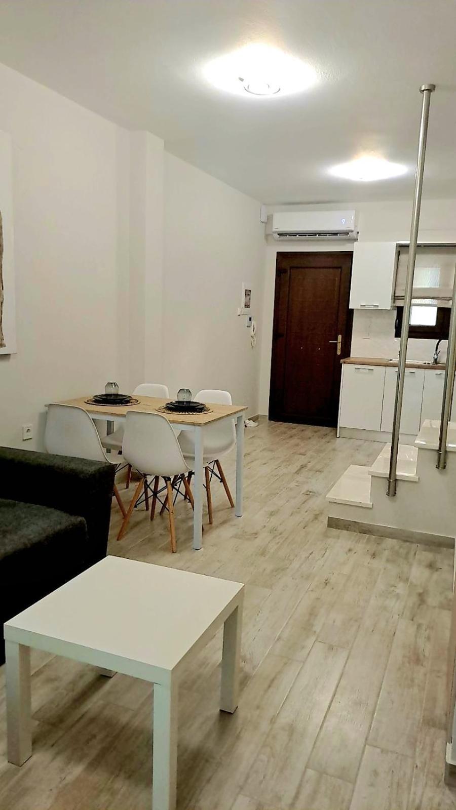 Comfy And Stylish Apt2 Ioannina Extérieur photo